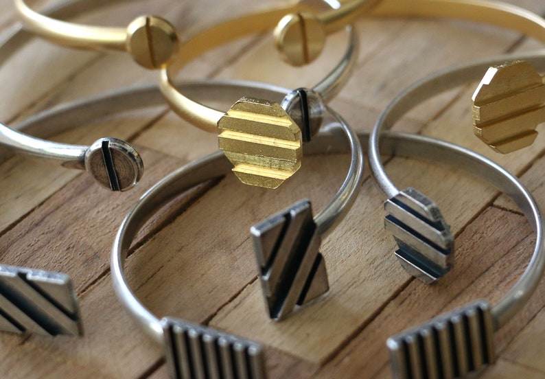 Uneven Dashed Double Square Panel Cuff Bracelet Asymmetric Gap Side Up Brass Stripe Boards Wristlet Women GoldSilver Emboss Lines Bangle