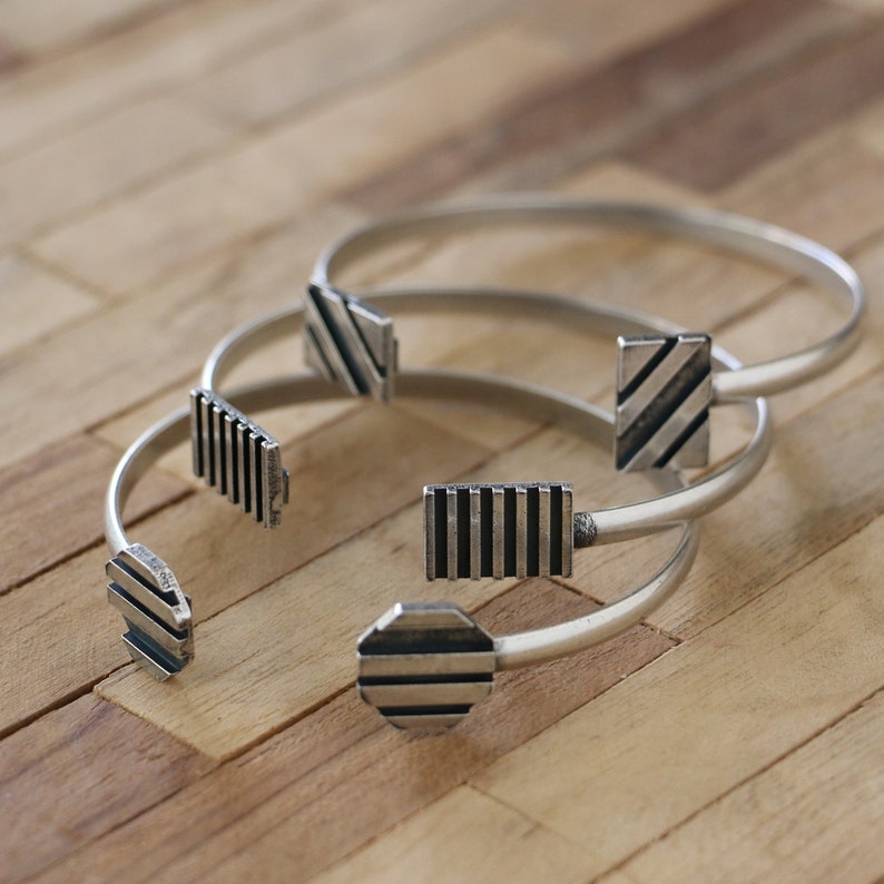 Uneven Dashed Double Square Panel Cuff Bracelet Asymmetric Gap Side Up Brass Stripe Boards Wristlet Women GoldSilver Emboss Lines Bangle