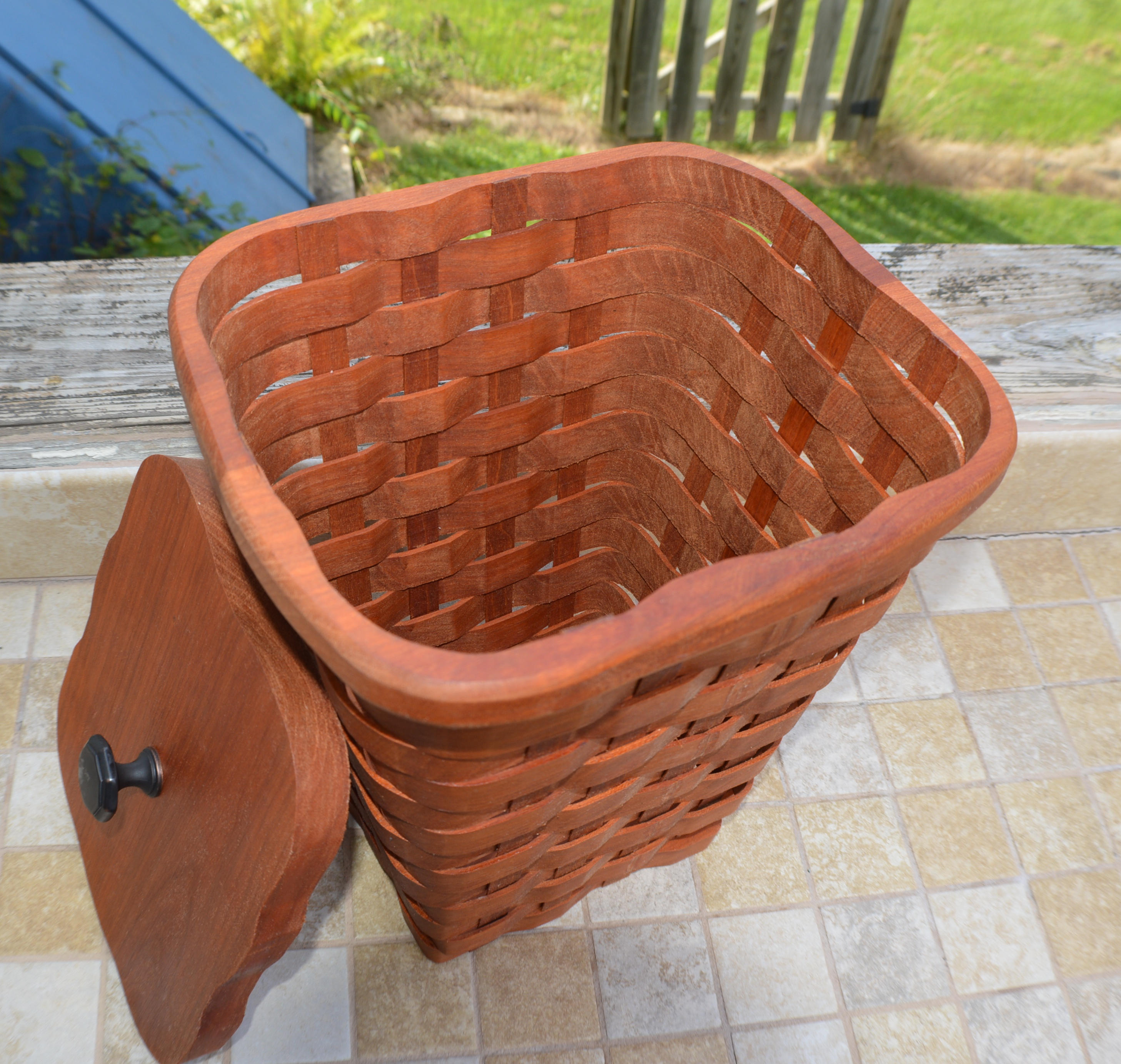 Wooden toilet tissue holder with lid Cherry wood