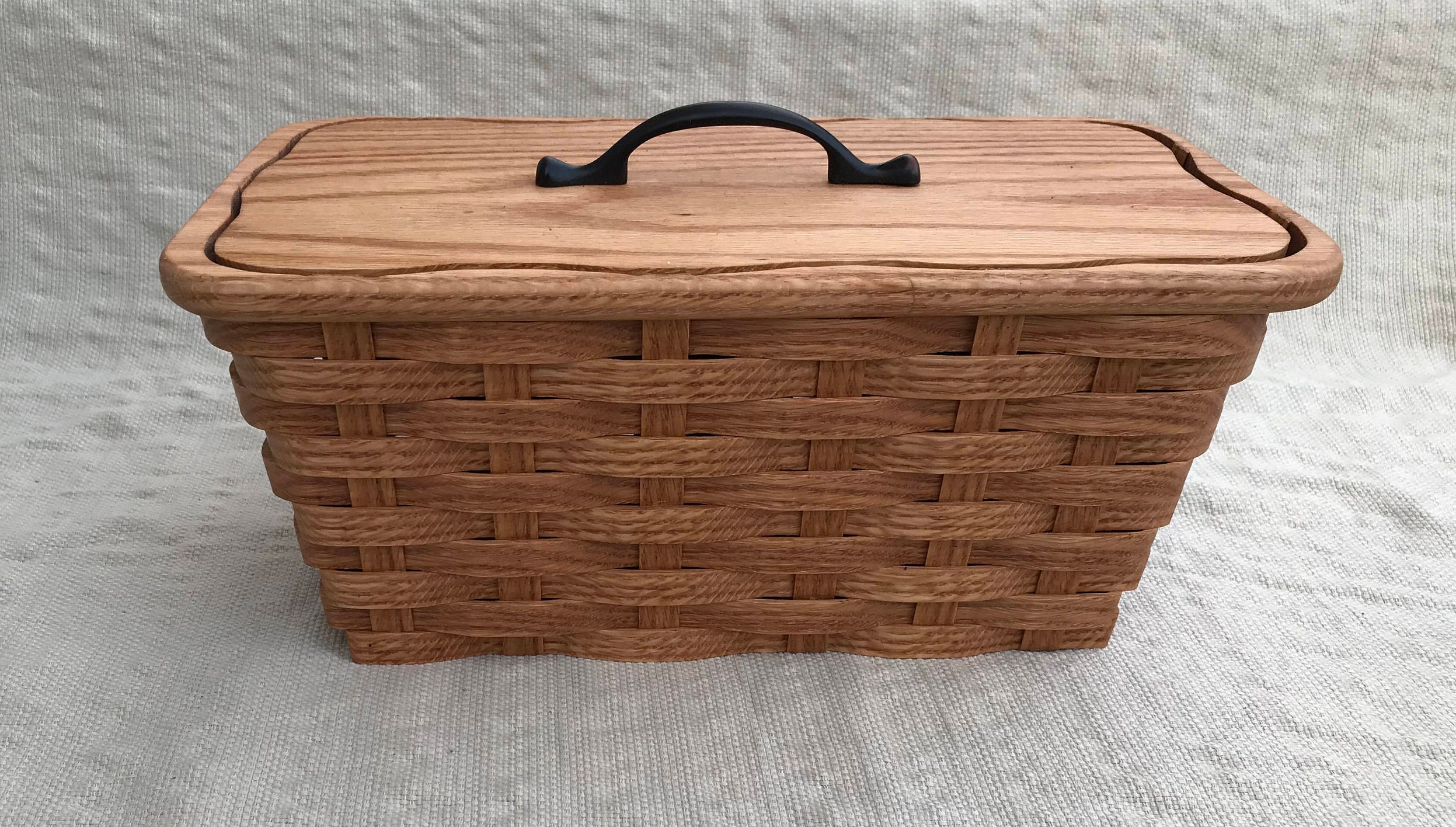 Toilet Paper storage basket with lid Oak wood