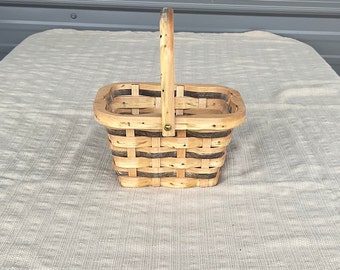 Flower girl basket handle/rustic wedding decoration/table centerpiece/wooden basket for flower girl