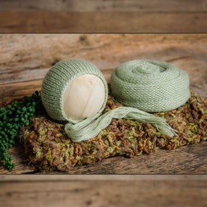 Green Newborn Prop Set, wrap, bonnet & chunky blanket, basket stuffer blanket, newborn photography set, Photo props set - Lot 102
