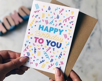 Carte « Joyeux anniversaire » à motifs colorés