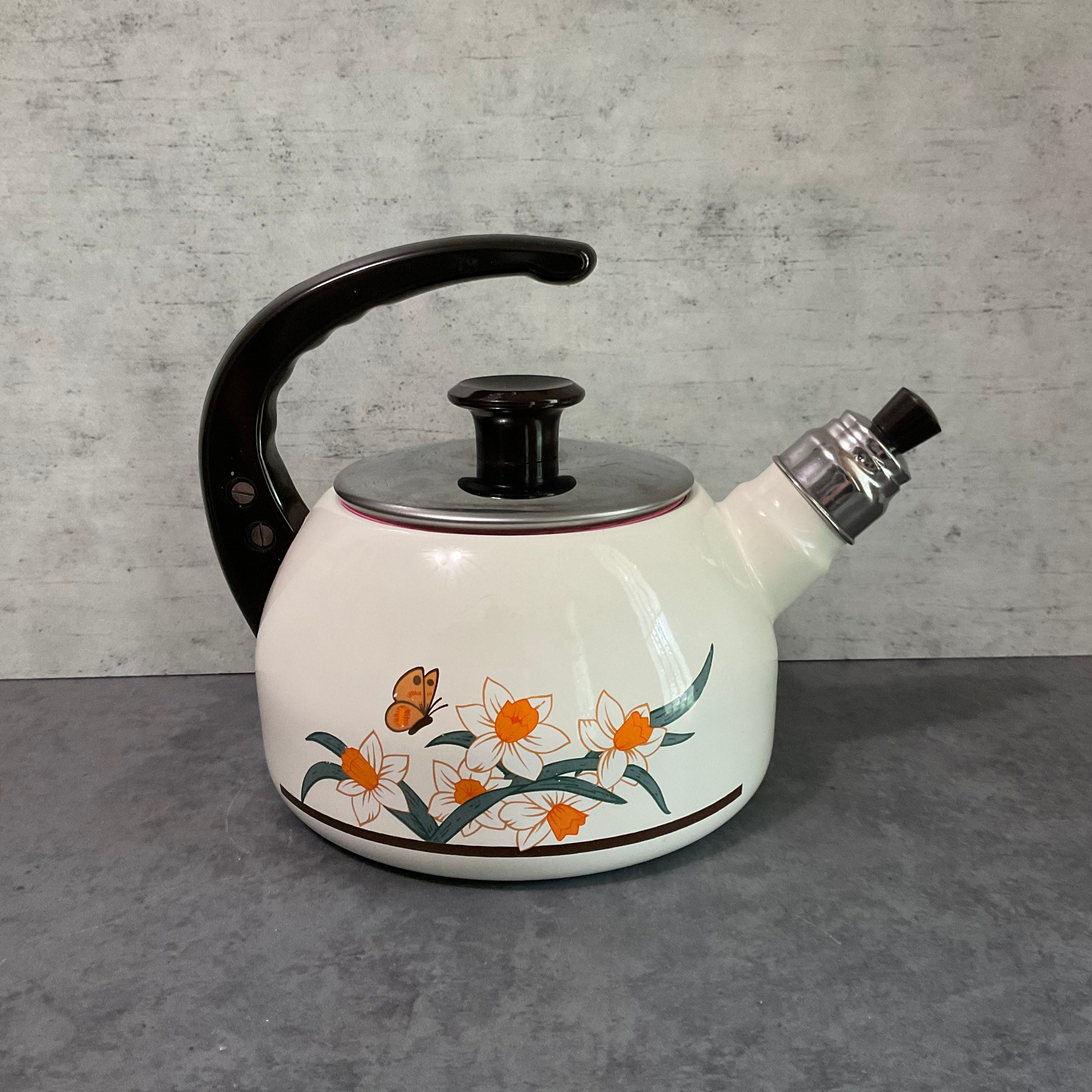 2.5L WHISTLING KETTLE Stainless Steel Honey Yellow Bright Colourful Unique  Gift for Her Spring Summer Camping Glamping Home Enamelhappy 