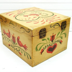 Hand-Painted Wooden File Box: Dutch Tole Folk Art Storage