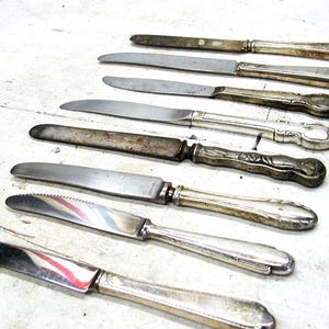 Vintage Collection Weathered Flatware / Old Stainless / Silverplate Patina -  Fancy Knives Shabby Cabinet Pulls Project Silverware Knife