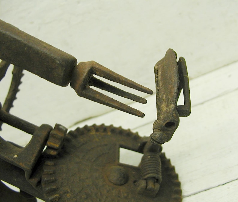 Vintage Apple Peeler Lockey Howland Company Apple Peeler Pat'd 1856 Gear Driven Apple Peach Peeler Read Description image 7