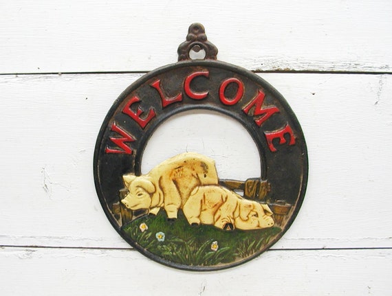 Cast Iron Welcome Pig Sign Farmhouse Wall Art Rustic Front Door Porch Home Decor Cast Iron Welcome Pig Sign Farmhouse Wall Art Rustic Front Door Porch Home Decor