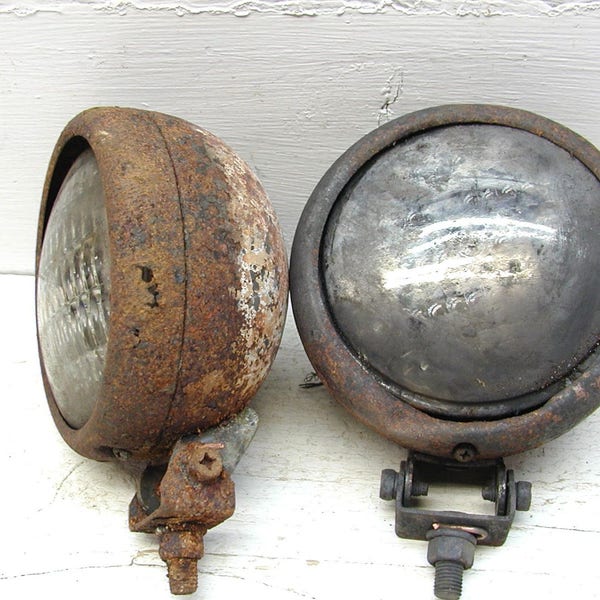 Pair Vintage Truck Tractor Headlights Lamps Project Rat Rod Grungy Rusty