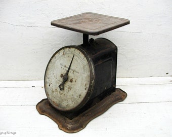 Vintage Food Scale Great Patina Shabby Grungy Perfectly Primitive - Columbia - Landers