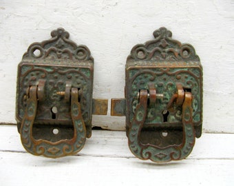 Vintage Brass Locking Latch Set - Box Latch - Cabinet Latch - Locking Hardware Latch - Latch No Key - Patina