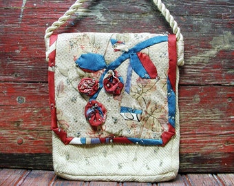 Vintage Floral Quilted Handbag Purse Handmade Pocketbook