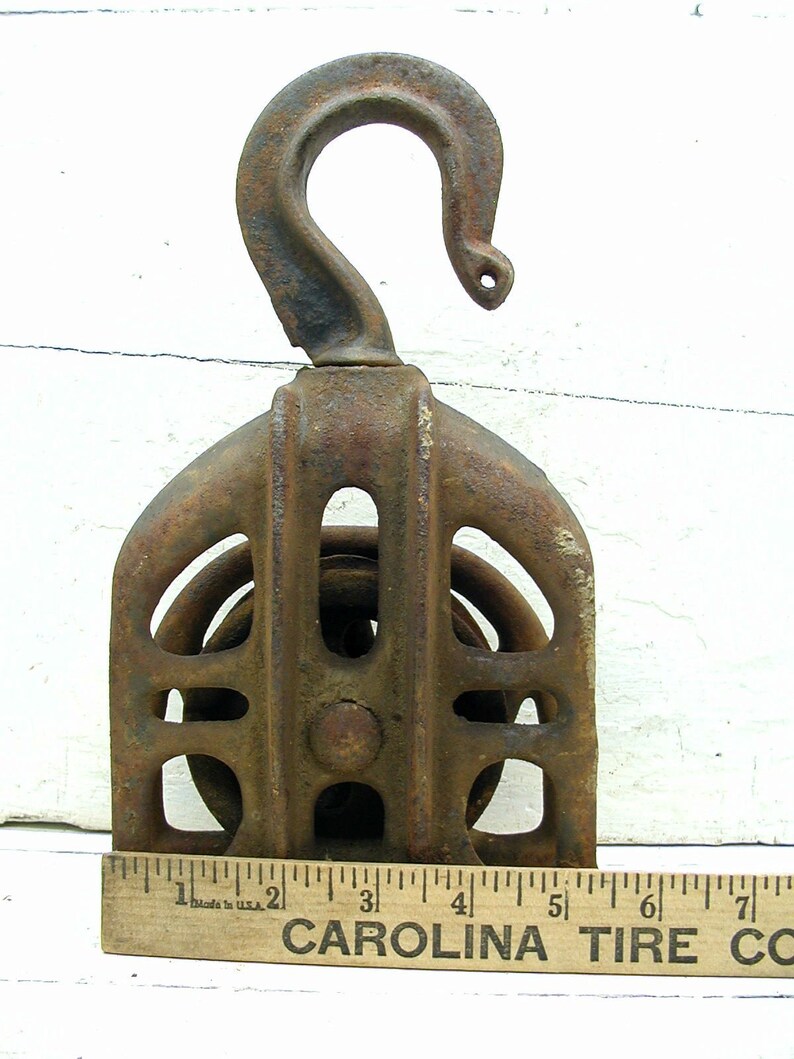 Pully Ruler Antique Cast Iron Pulley – Rustic Industrial Farmhouse Wall Decor ...