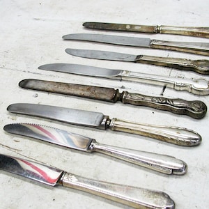 Vintage Collection Weathered Flatware / Old Stainless / Silverplate Patina -  Fancy Knives Shabby Cabinet Pulls Project Silverware Knife