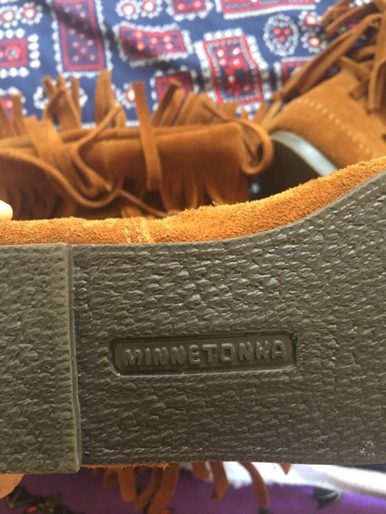 Minnetonka 6.57 fringe boots