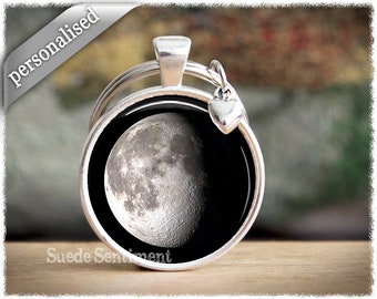 Personalised Moon Phase Keychain • Birth Moon Keyring • Custom Moon Gifts • Full Moon Keychain • Personalised Moon Gifts