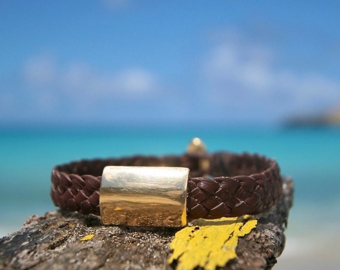 Gold and leather unisex bracelet made in St Barth Island, solid 18K plain gold mounted on leather, handcrafted jewelry From Saint Barthelemy