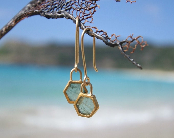 24k gold and emeralds earrings, pendant in gold, 24k bezel and 18k gold hooks, Saint Barthelemy,  summer jewelry, precious gems set in gold