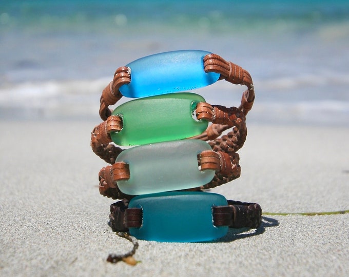 Sea glass bracelet, chunky solid 18K gold clasp or tahitian pearls clasp, braided leather, beach glass, tailor made bracelet, St Barth