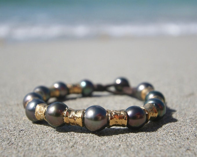 Leather bracelet from St Barth with Tahitian black pearls and 18K gold, St Barthelemy island signature jewelry, Bohemian St Barth designs