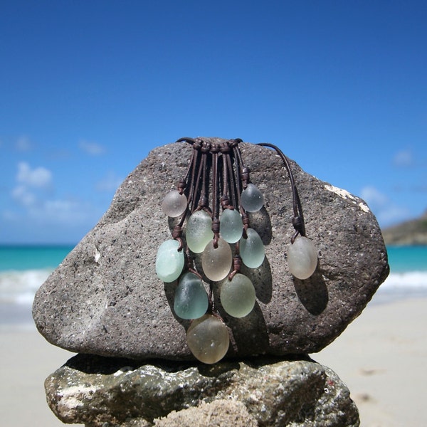 Colar Vitoriano de Vidro Marinho – Autêntico Conjunto Seaham em Couro, Saint Barthélemy