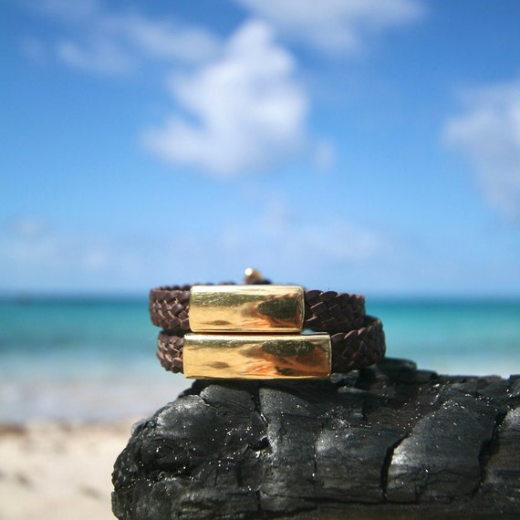 Solid 18k GOLD Bracelet mounted on braided leather with a Tahitian pearl clasp or a solid gold clasp, St Barths gold and leather jewelry