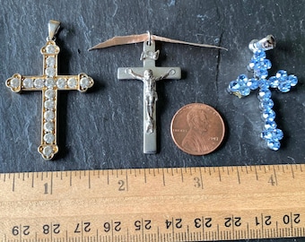 VTG simple French crucifix medal marked France o blue rhinestone faux crystal bud cross silver tone pendant relgious unisex gift for her him