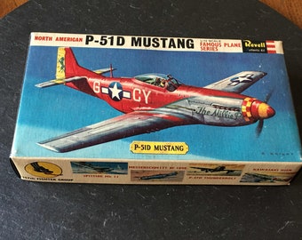 VTG Revell WW2 P-51D Mustang North American Famous Military Plane series 1/72 scale model original box complete kit model H-61 DIY 1963 gift