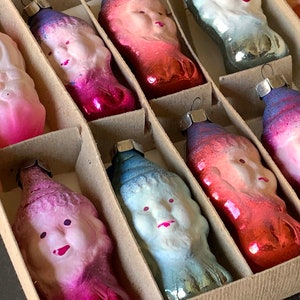 Cute NoS VtG 90s DIY fairy tale garland ornaments Pink Snow White & 7 dwarf elf gnomes USSR Soviet fuchsia blue mercury glass box set of 8 BOXED SET of 8