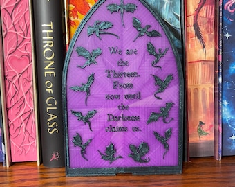 The Thirteen Fantasy Dragons Lantern Book Nook • Throne of Glass Inspired Light-Up 3D Printed Shelf Decor