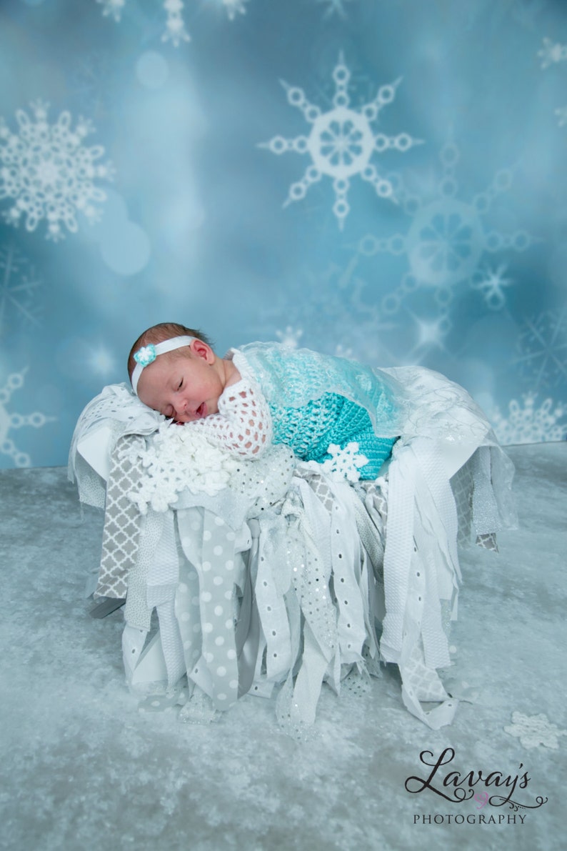 crochet Disney's Frozen 'Queen Elsa' inspired princess dress