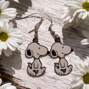 Snoopy,Peanuts,Joe Cool,Charlie Brown Christmas and halloween.