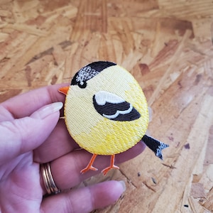 Bird - Goldfinch - Finch - Bird Watching - Chubby - Embroidered Iron On Patch