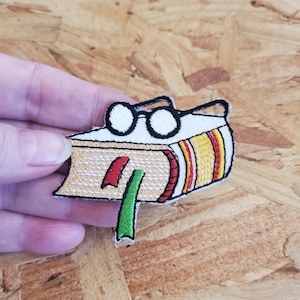 Book Lover - Reading - Book - School - Teacher - Bookworm - College - Student - Professor - Iron On Applique Patch - Crafts