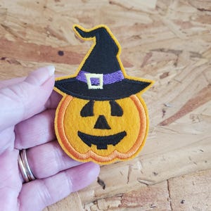 Jack-O-Lantern - Witch - Witch's Hat - Halloween - Pumpkin - Embroidered Iron On Patch