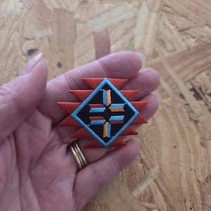 Southwestern - Southwest design - Embroidered Iron On Patch - Crafts - R