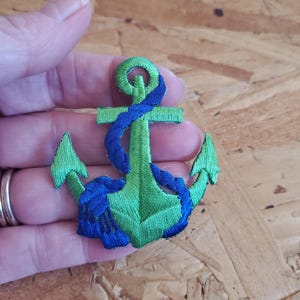 Anchor - Nautical - Green Anchor W/Navy Blue Rope - Embroidered Iron On Patch