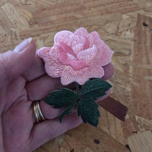 Rose - Flower - Garden - Single Pink Rose - Love - Embroidered Iron On Applique Patch