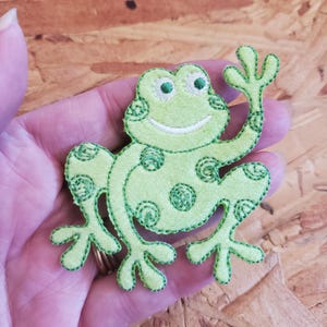 Frog - Childrens Soft Felt/Embroidered Iron On Applique Patch - Crafts
