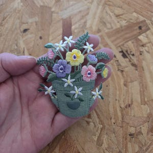 Flowers - Flower Pot - Gardening - Embroidered Iron On Applique Patch - Crafts - LGV