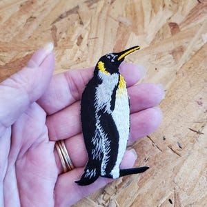 Penguin - Emperor Penguin - Bird - Crafts - Embroidered Iron On Applique Patch - Crafts - R