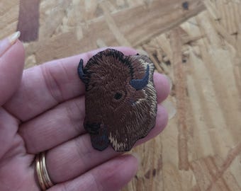 Buffalo - Southwest Bison Head - Brown - Embroidered Iron On Patch - L