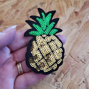 Pineapple - Fruit - Tropical - Crafts - Sequin Iron On Applique Patch