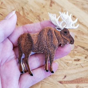 Moose - Wild Animal - Hunting - Alaska - Canada - Crafts - Embroidered Iron On Patch - R