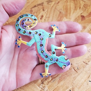 Gecko - Lizard - Southwest - Embroidered Iron On Applque Patch - Crafts - L-LG