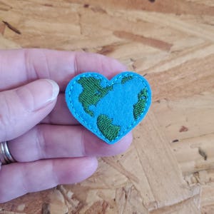 Ecology Heart - Recycle - Earth Day - Love - World Day - Embroidered Iron On Patch - SMALL