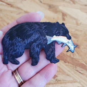 Bear - Black Bear W/Fish - Wild Animal - Embroidered Iron On Applique Patch - Crafts