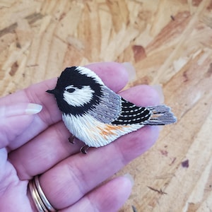 Chickadee - Black Capped - Bird - Fully Embroidered Iron On Patch - Left - Crafts