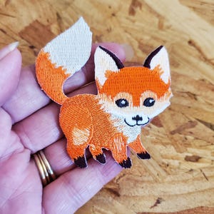 Fox Cub - Large Tailed - Wild Animal - Forest - Crafts - Embroidered Iron On Patch