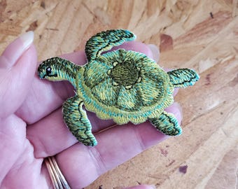 Sea Turtle - Green Sea Turtle - Embroidered Iron On Applique Patch - Crafts